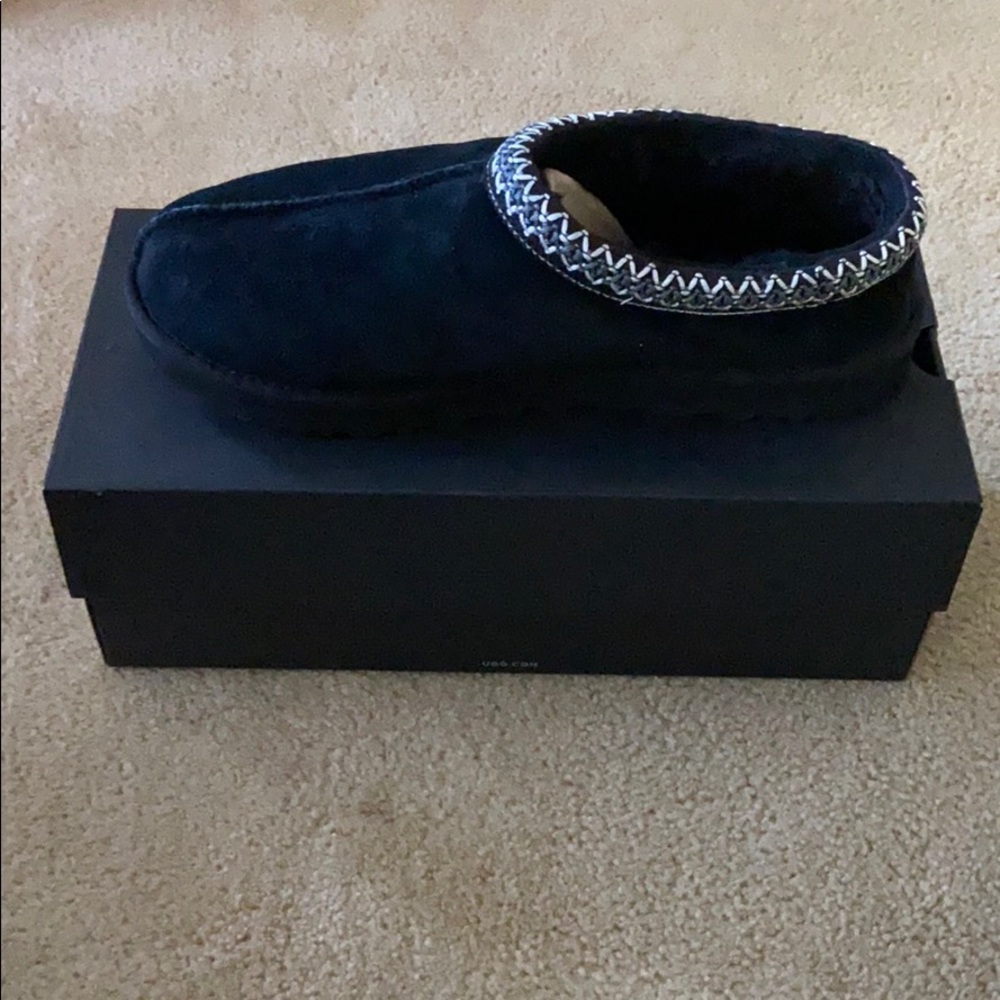 UGG Tasman Slipper